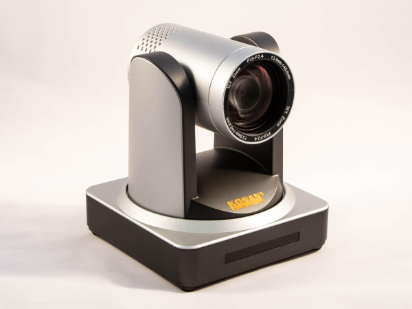 KCC-M Среднебюджетная поворотная видеокамера для конференц-залов