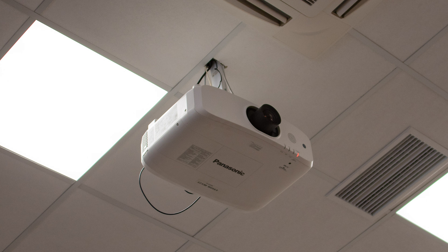 Конференц-зал МВД по КЧР