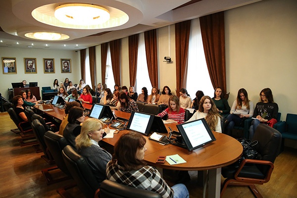 Конференц-зал научной библиотеки СКФУ (с сайта ncfu.ru)