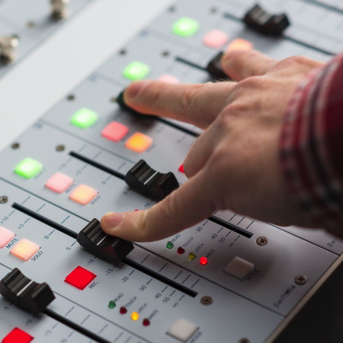 Конференц-зал, работающий сам по себе