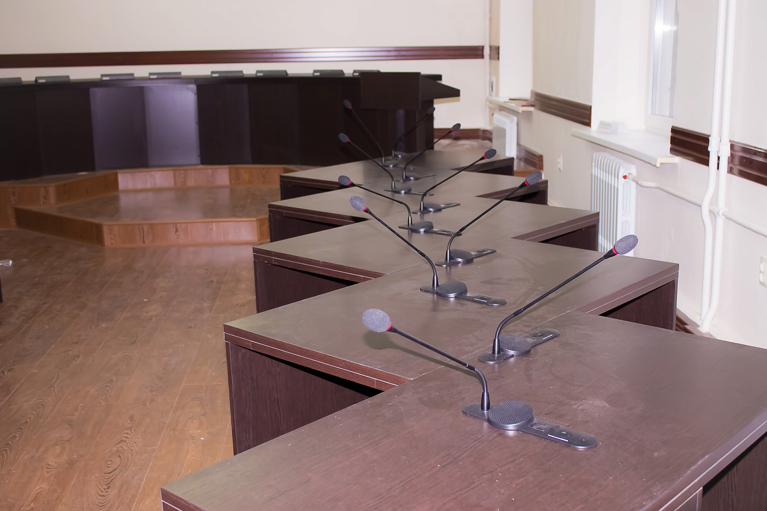 Конференц-система с микрофонными массивами в правительстве КБР