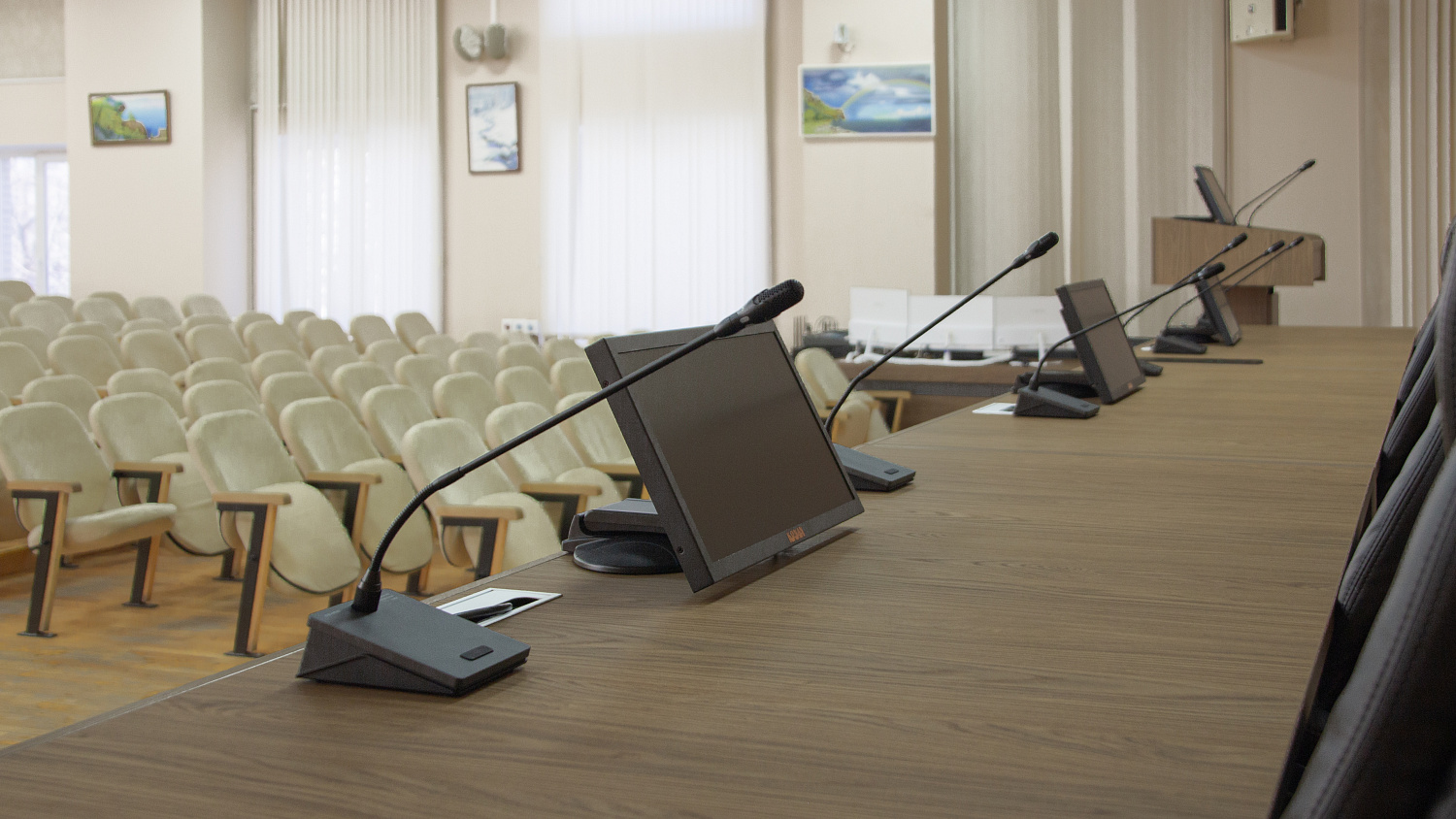 Модернизация мультимедийного оборудования актового зала