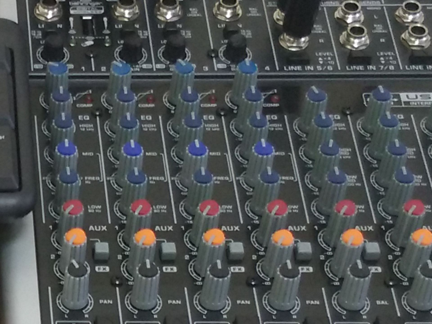 Переговорная комната с системой видеоконференцсвязи