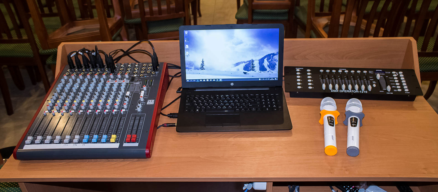 Актовый зал в духовно-просветительском центре