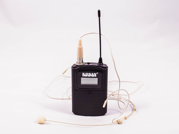 KRM-D2UVM Поясной передатчик радиосистемы с головным микрофоном